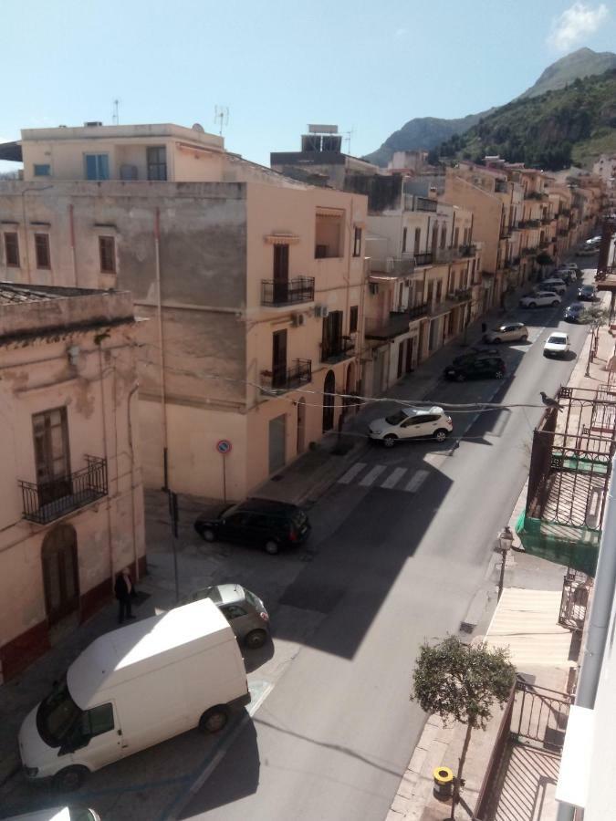 Jiulia'S House Apartment Castellammare del Golfo Bagian luar foto