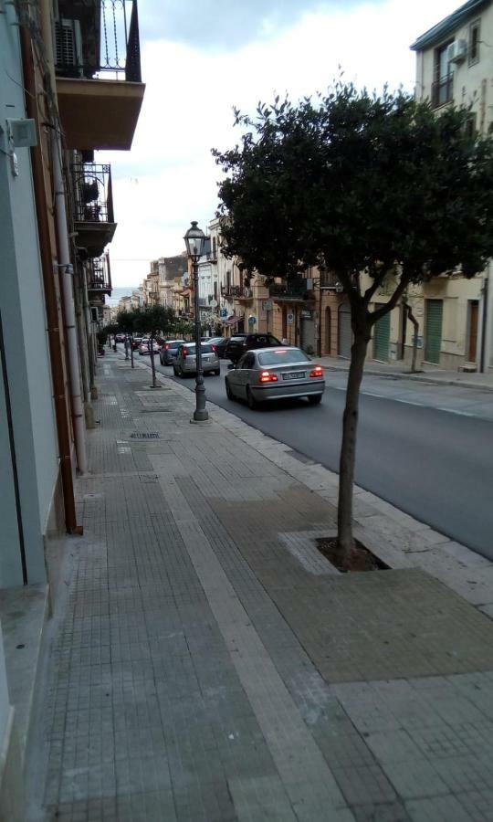 Jiulia'S House Apartment Castellammare del Golfo Bagian luar foto